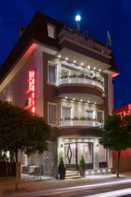 Garni Hotel President De Luxe Kragujevac Exterior foto